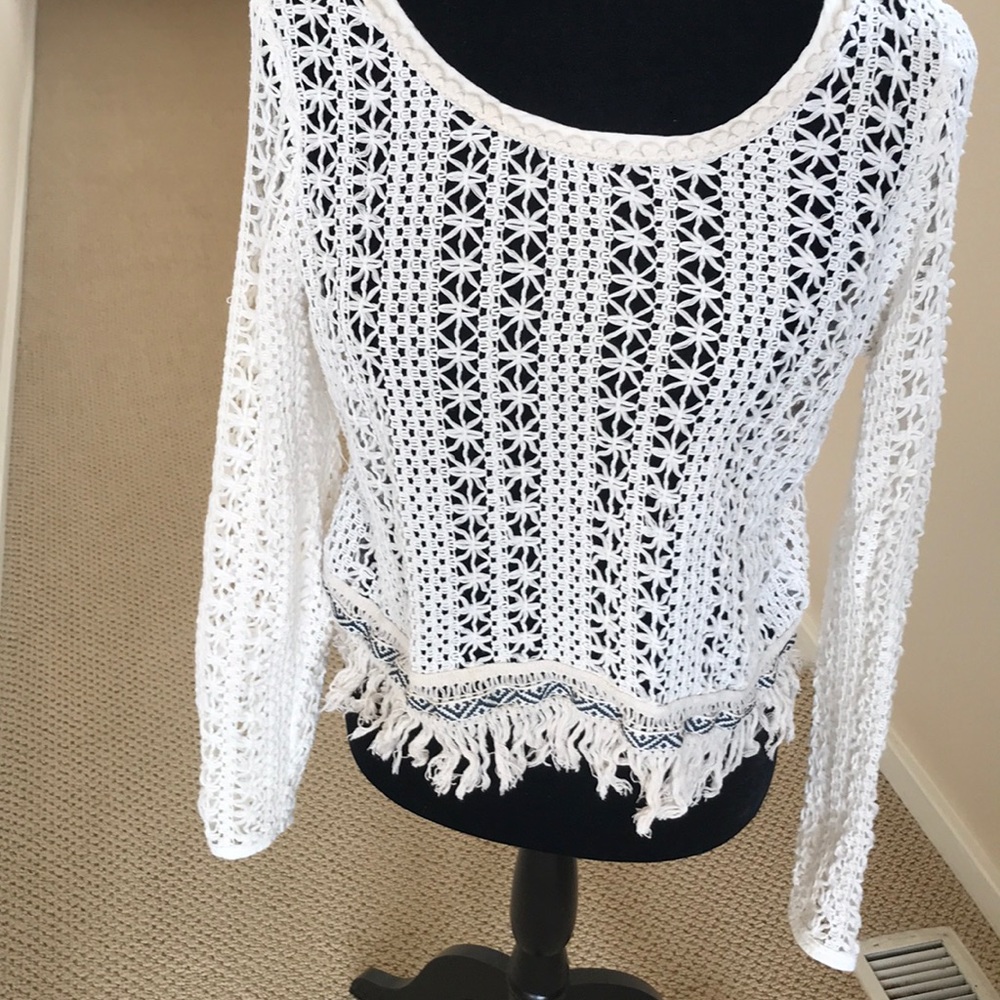 Long sleeve open weave women’s top